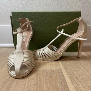 Cream Valentino Studded Sandal. Size 38.5. Like new condition.